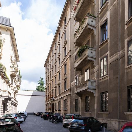 Moscova Cosy Apartment Milão Exterior foto